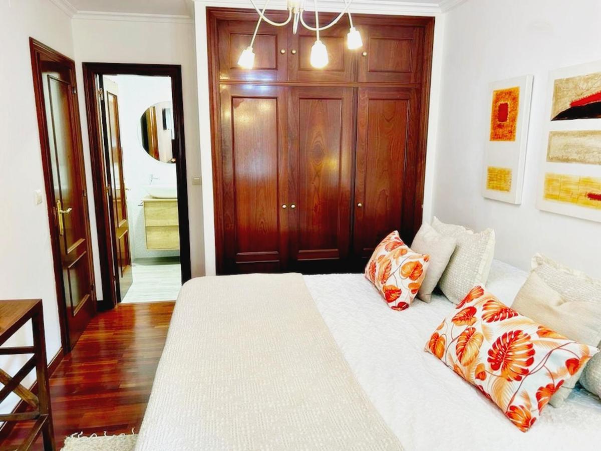 Apartamento Holibai, Amiguinos, Amplia Vivienda Con Parking Al Lado De La Playa Baiona Exterior foto