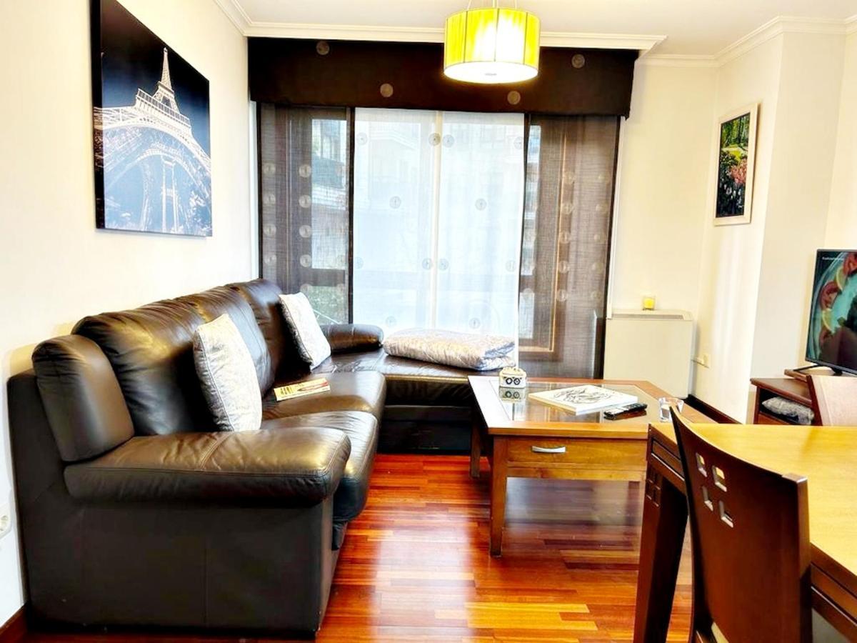 Apartamento Holibai, Amiguinos, Amplia Vivienda Con Parking Al Lado De La Playa Baiona Exterior foto