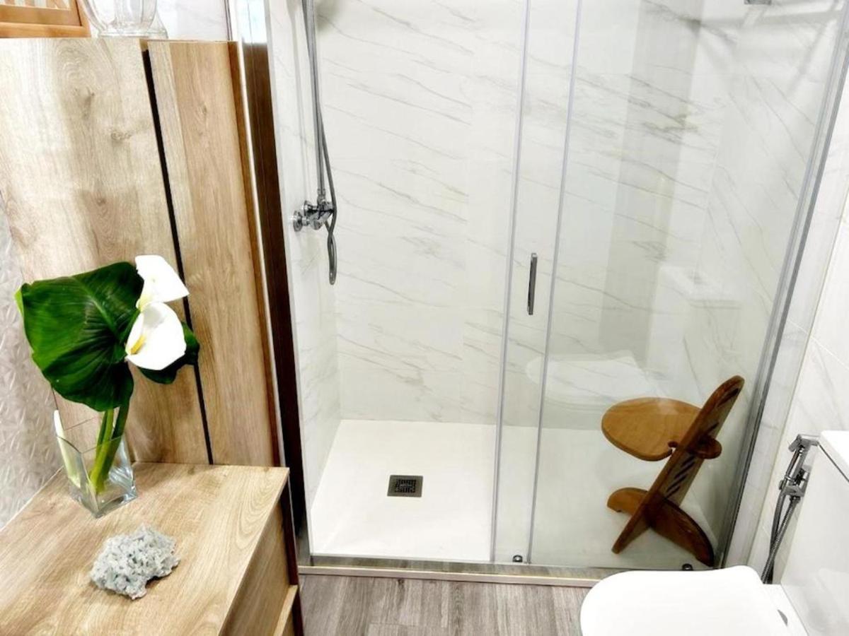 Apartamento Holibai, Amiguinos, Amplia Vivienda Con Parking Al Lado De La Playa Baiona Exterior foto
